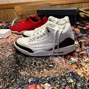 Size 11.5 Jordan mocha